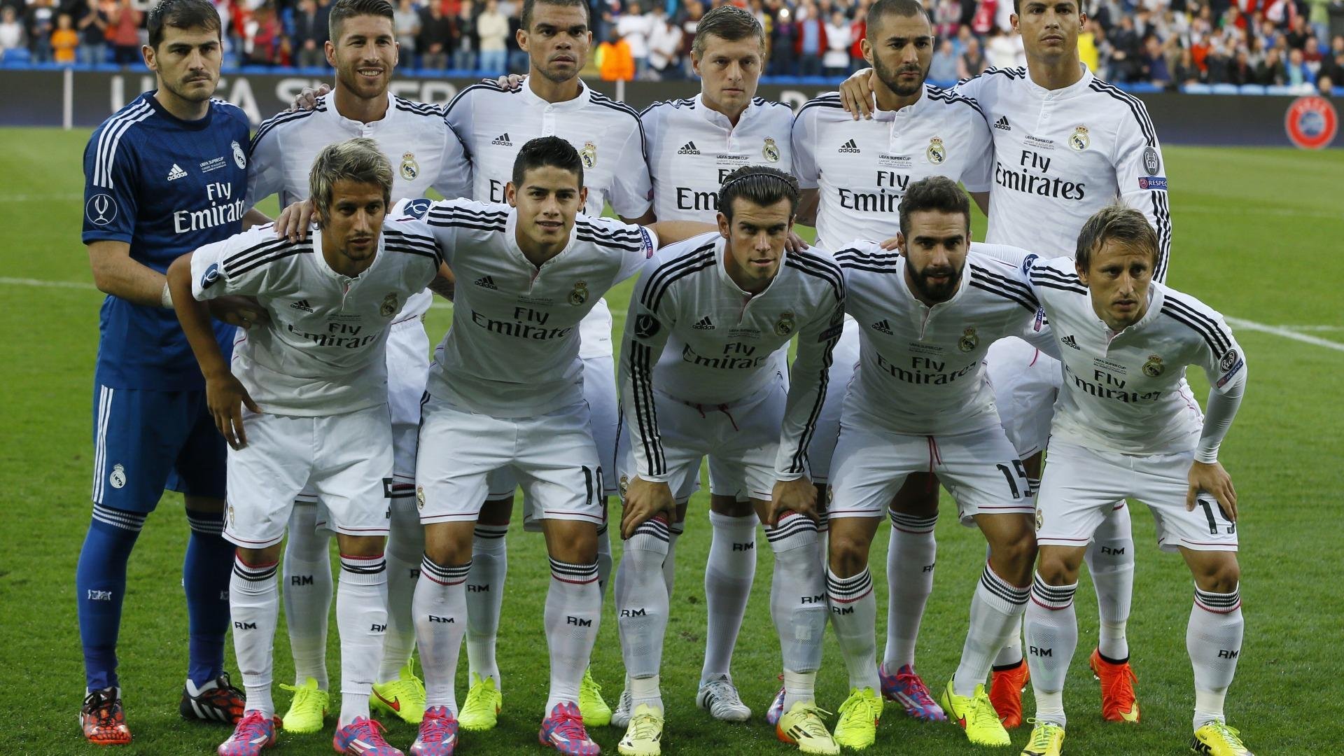 当密尔沃基的雪遇见黄浦江的雾，一场跨越次元的篮球对话