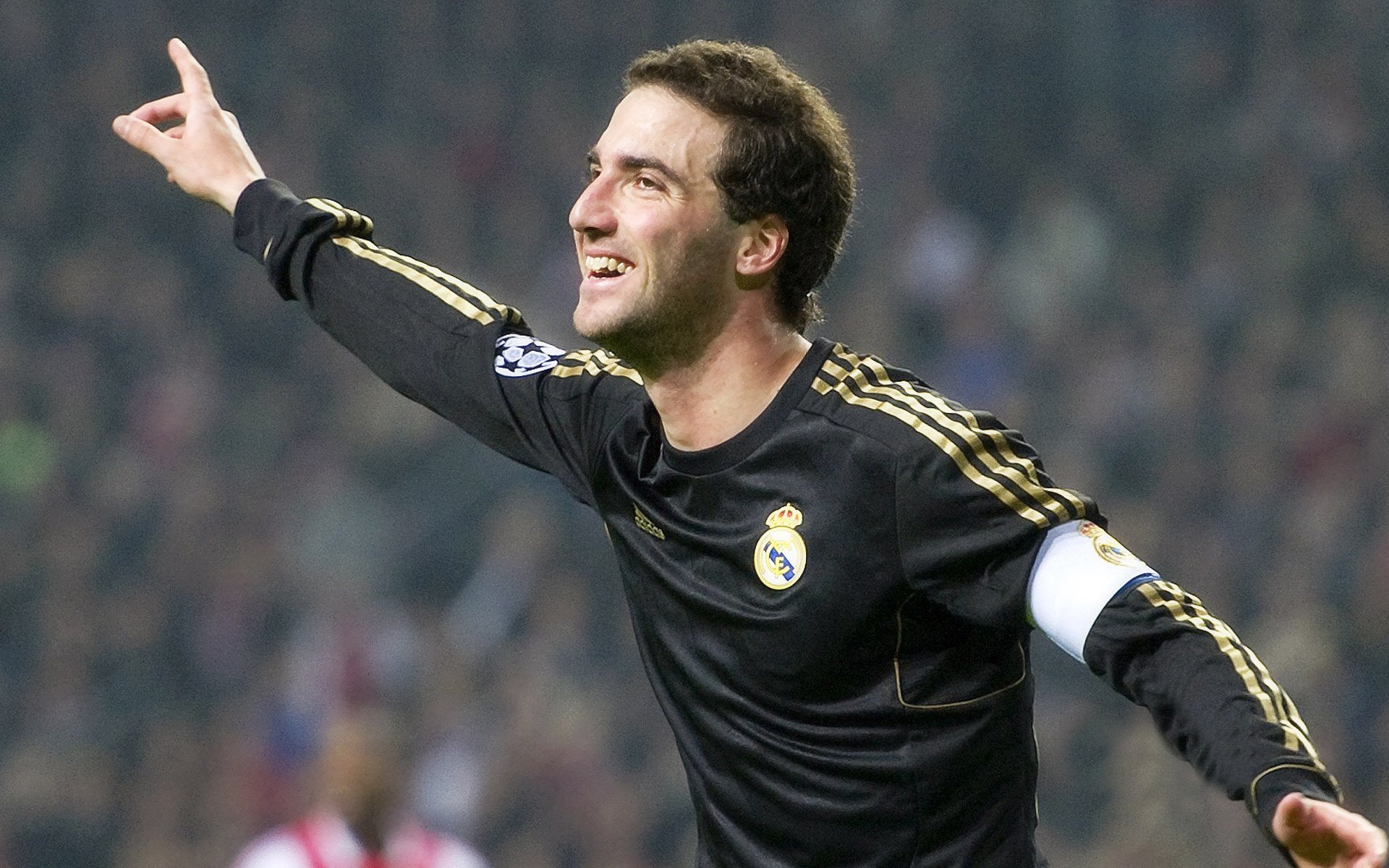 法国末节带走比利时,阿坎吉彻底打爆防线,欧洲足坛格局的残酷隐喻